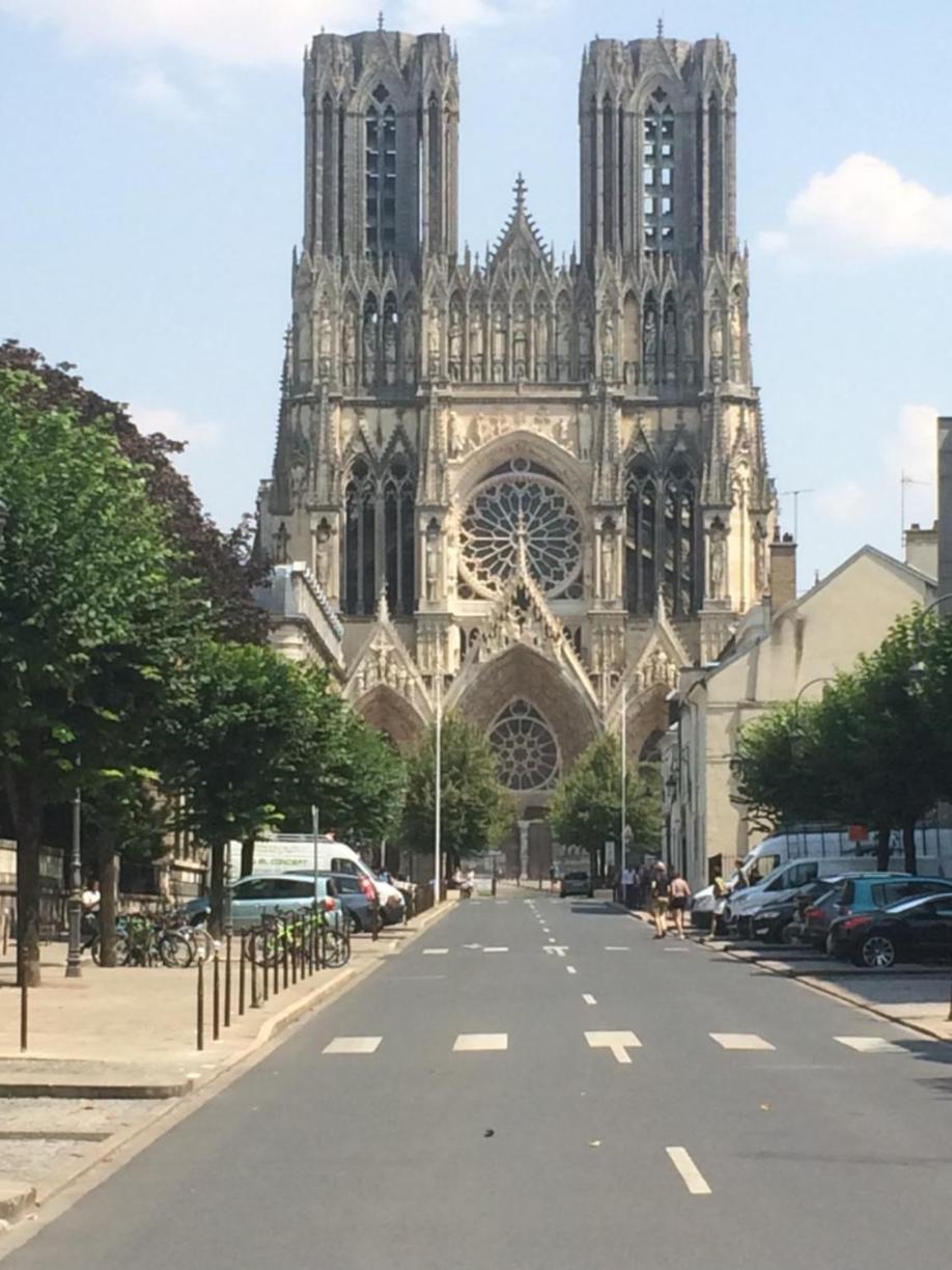 Le Grand Est Scandinave, Centre Ville, Proche Cathedrale Reims Ngoại thất bức ảnh